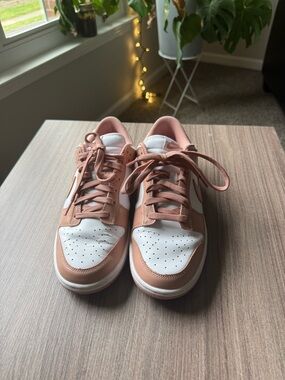 Women's Low-Top Sneakers in Blush White